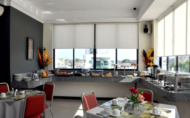 Machado's Plaza Hotel