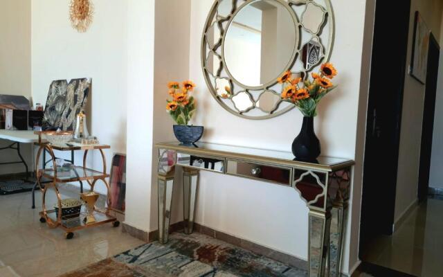 Grand Orchid Hotel Apartment