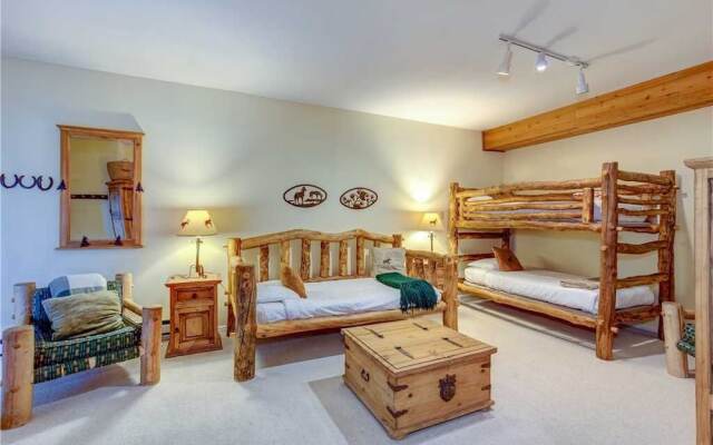 Aspenwood #1370 4 Bedroom Townhouse