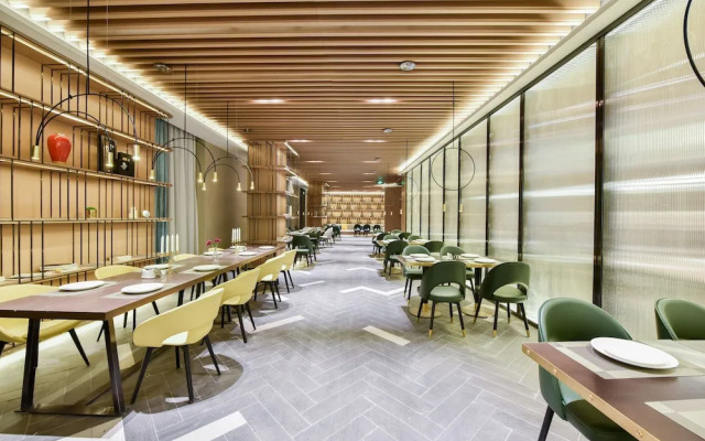 Atour Hotel Linkong New National Exhibition Beijing