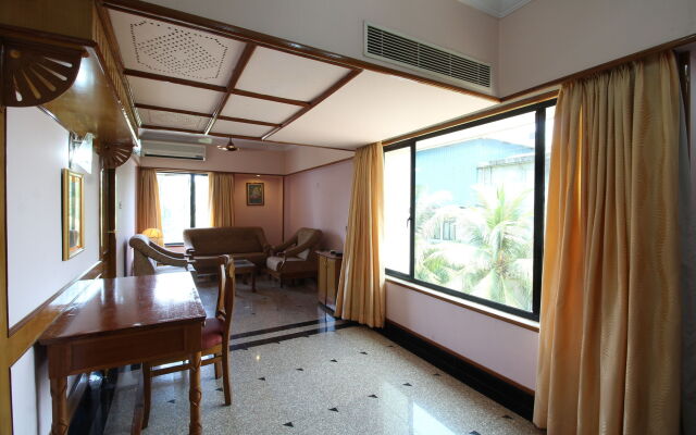 Mayura Residency