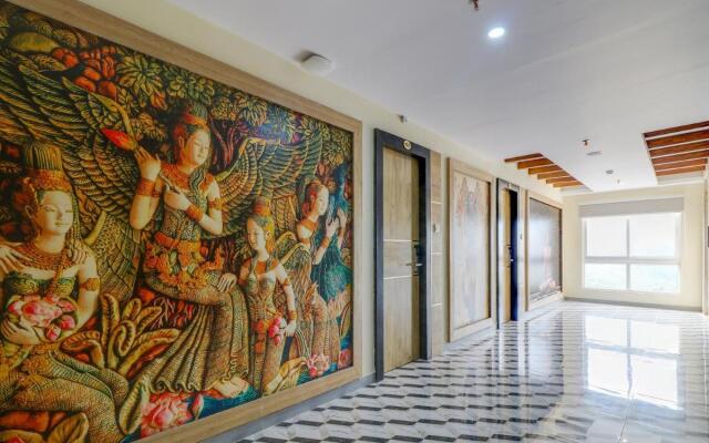 Townhouse OAK Hotel SVA