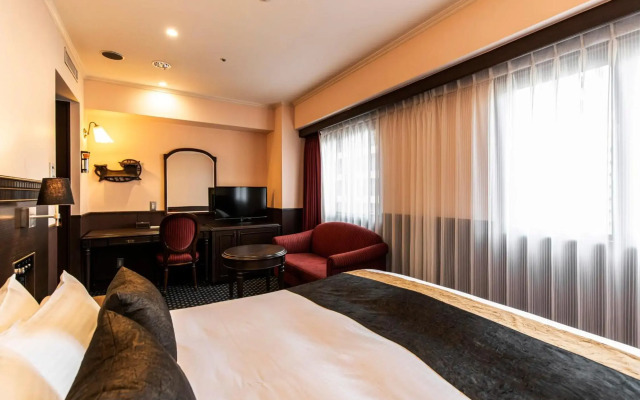 Kobe Tor Road Hotel Sanraku