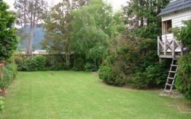 1 Woodbank Road