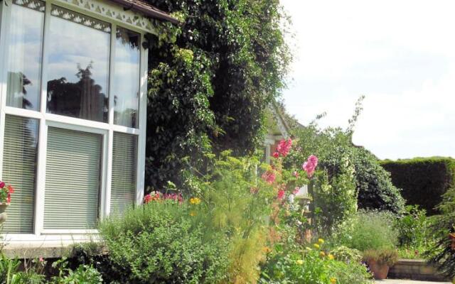 Cheltenham Guest House