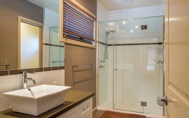 Broadwater By The Beach - With Heated Outdoor Spa