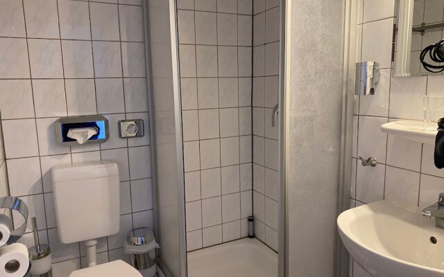 Hotel Pension Zum Alten Fährhaus