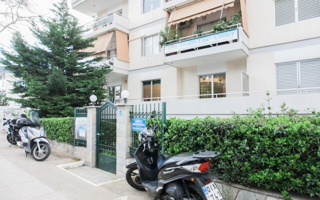 Spacious & Airy 1 Bedroom Apartment near HELEXPO