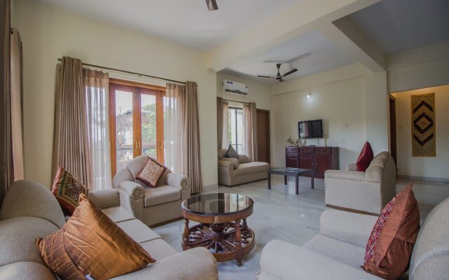 OYO 11351 Home 4BHK Miramar Beach