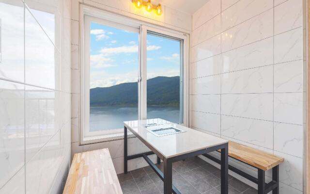 Gapyeong Ribbon Poolvilla Pension