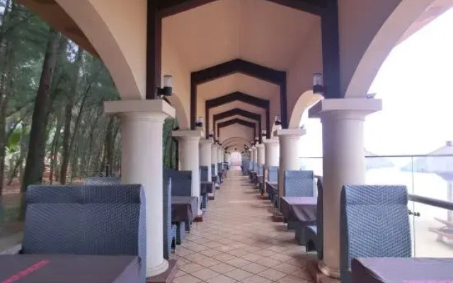 Hainan Yatai Hot-spring Hotel