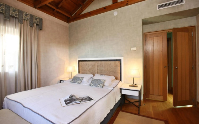 Solar Do Castelo, a Lisbon Heritage Collection