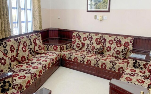 Super OYO 152 Manam 1 Hotel Apartment