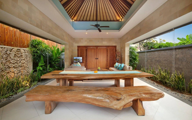 Lacasa Villa Legian