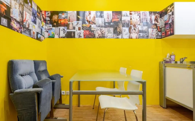 Nap Club - stylish flat in lively neighborhood