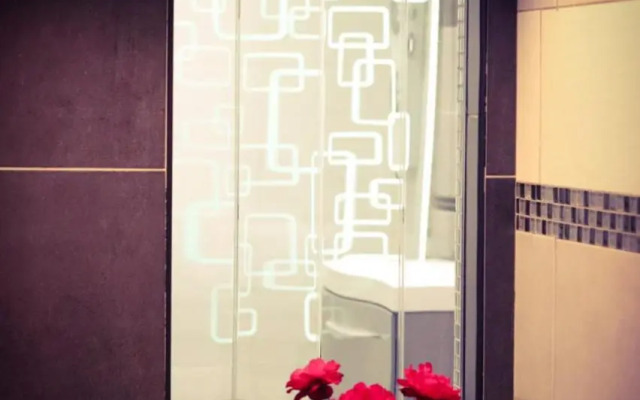 Loft 47 Spa