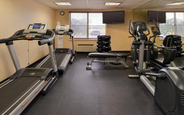 Holiday Inn Express Wixom by IHG