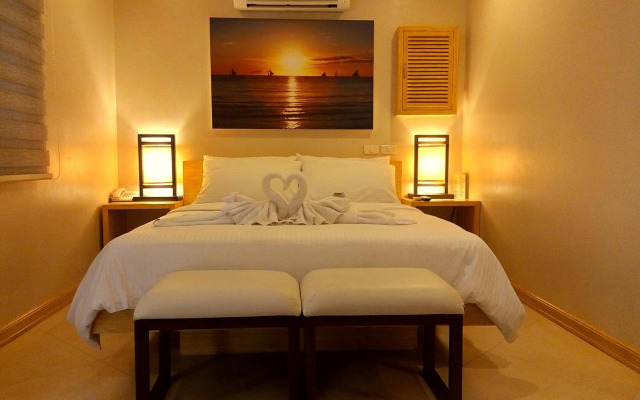 Shore Time Hotel