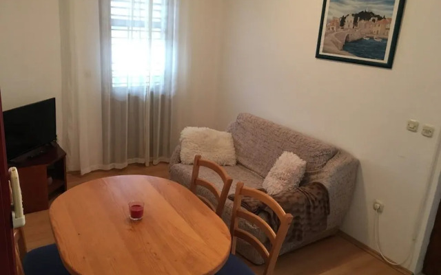 Ivan - With Free Parking - A2