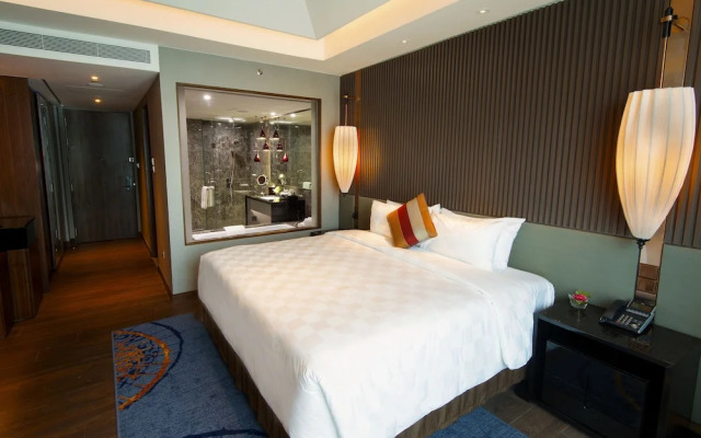 Sedona Hotel Inya Wing