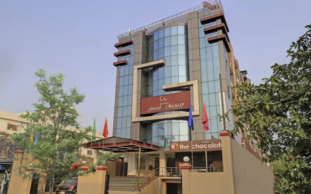 Treebo Tryst Grand Majesty