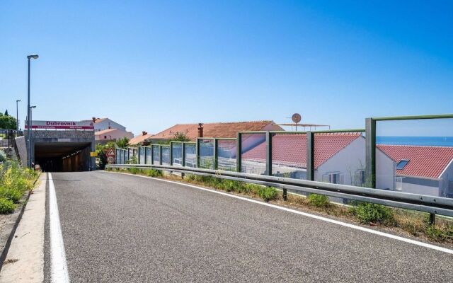 Andelic Sunset Apartments