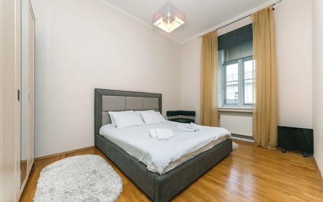 Apartment Khreschatyk 15