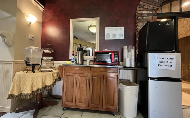 Presque Isle Inn & Convention Center