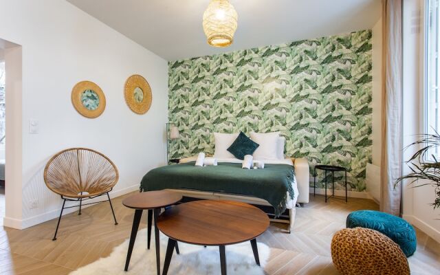 Luxury home in paris