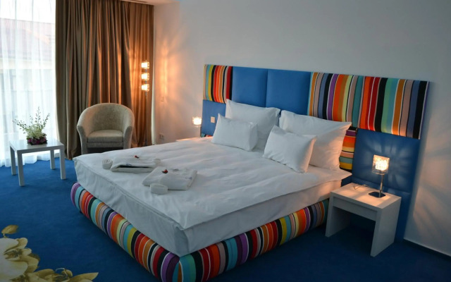 Marshal Garden Hotel