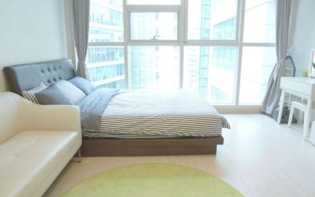 Edencity Apartment I park2