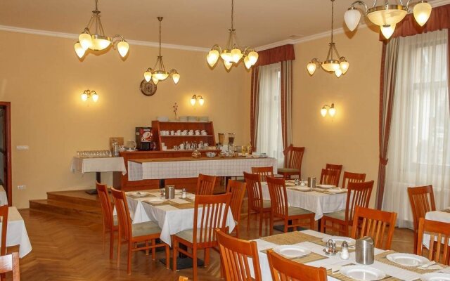 Pannon Hotel