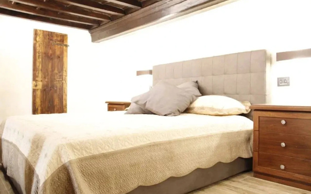 Art Apartment Santa Croce