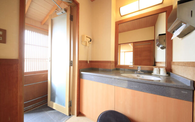 Nishiizu Koyoi