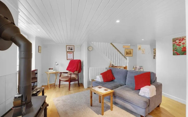 Hill House Hideaway - North East Escapes