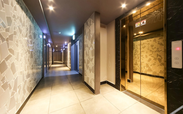 Busan Suyeong Hotel River