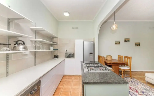 Beachside 2BD Home in the Heart of Sea Point!