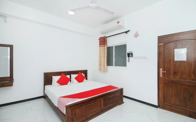 OYO 119 Lagoon Waves