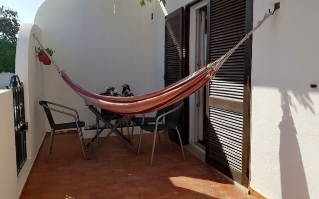 Cozy Apartment near the beach