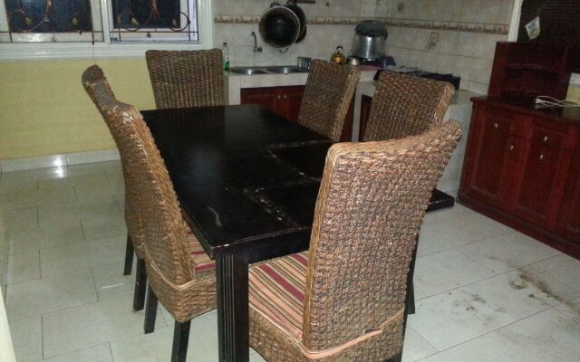 Villa Kota Bunga Cosmos