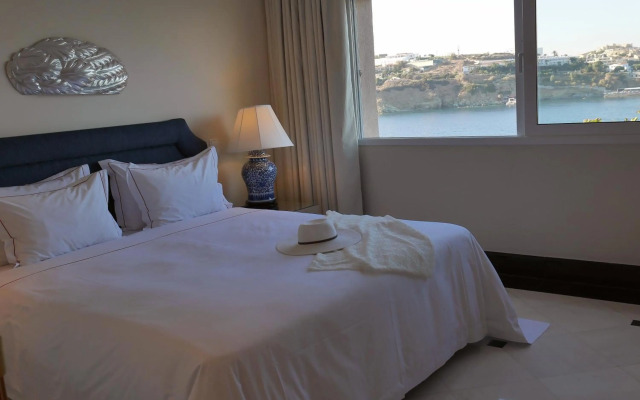 Out Of The Blue All Inclusive Resort & Spa