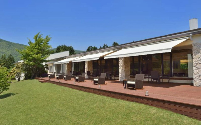 Hakone Lake Hotel