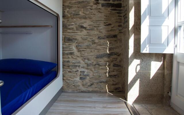 Hostel Cross - Adults Only