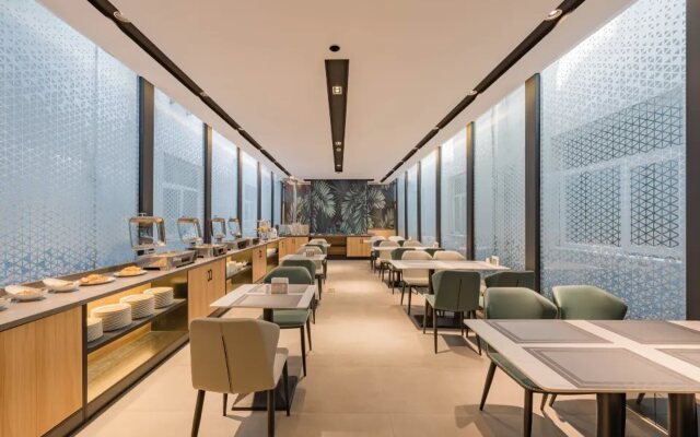 New Century Meitu Hotel (Ningbo Tianyi Square, Gulou Metro Station)