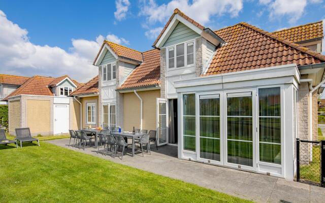 Restyled Villa With Dishwasher and Whirlpool, Near the Sea