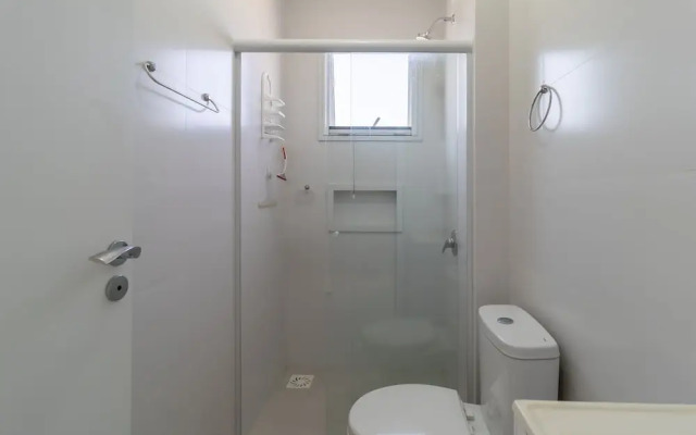 Cozy Apartment 3 Minutes From the Beach Cmi0301