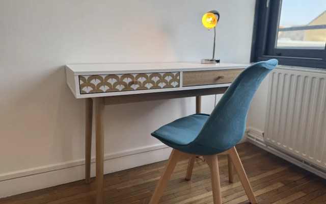 Home in Le Mans Near 24 Hours Circuit