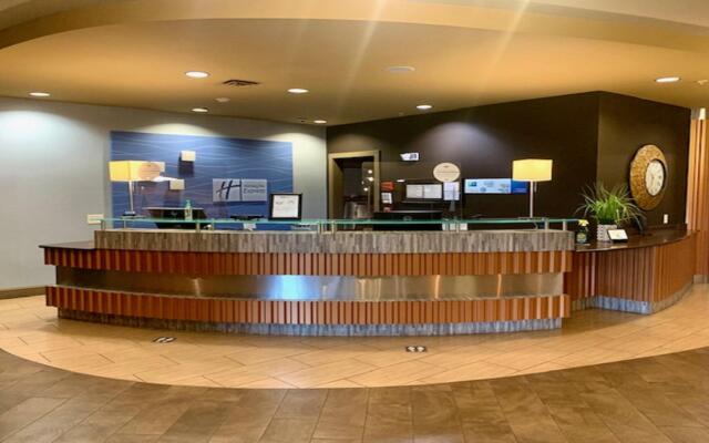 Holiday Inn Express & Suites Perry-National Fairground Area #34 by IHG