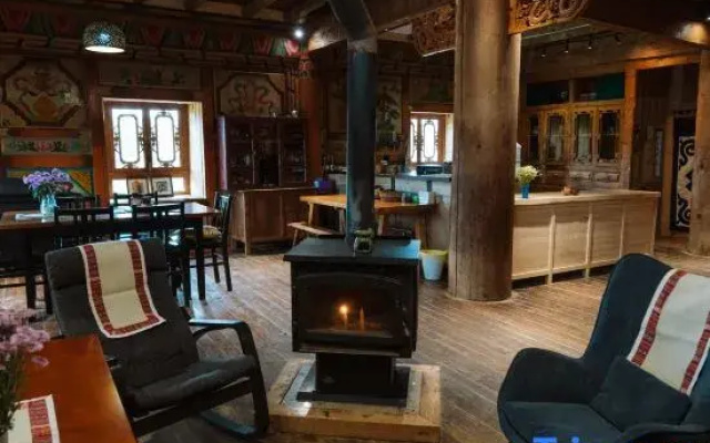 Shangri-La Gangjiannai Homestay
