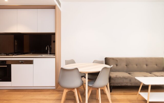 Modern Apartment in Darling Harbour